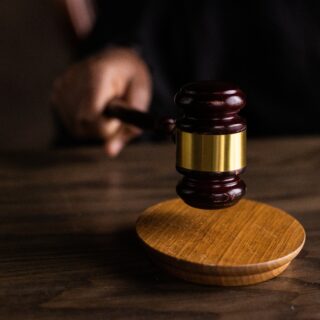 Sanction sévère pour la Réunionnaise loueuse de logements insalubres à Passamaïnty