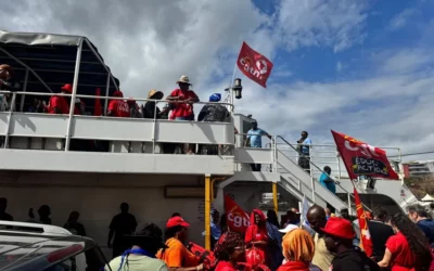 Grève à Mamoudzou : des centaines de manifestants réclament justice sociale