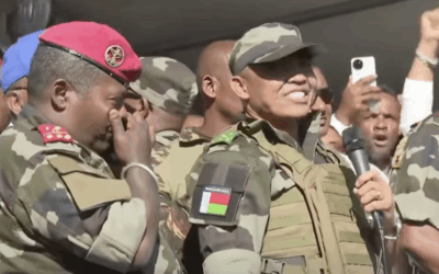 Coup de tonnerre à Madagascar : les militaires s’emparent du pouvoir, Rajoelina introuvable