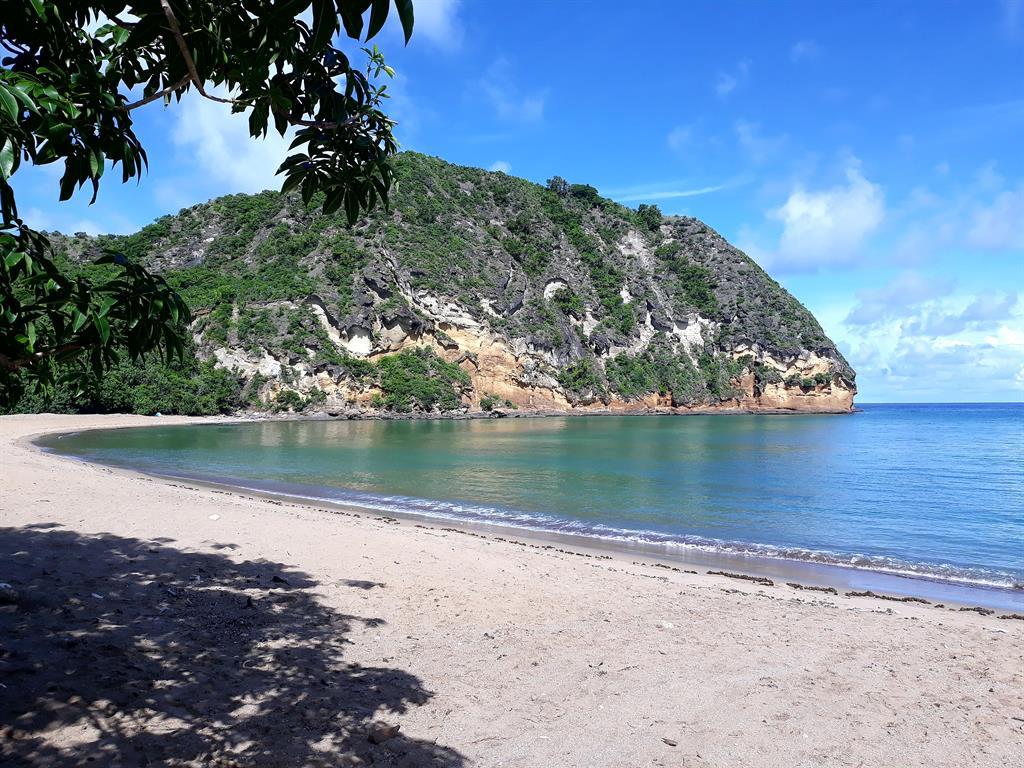 Petit Moya : le corps d’une femme rejeté par la mer, une enquête ouverte