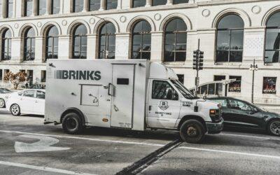 Chez Brink’s, les convoyeurs tirent la sonnette d’alarme : « On travaille dans des conditions dangereuses »
