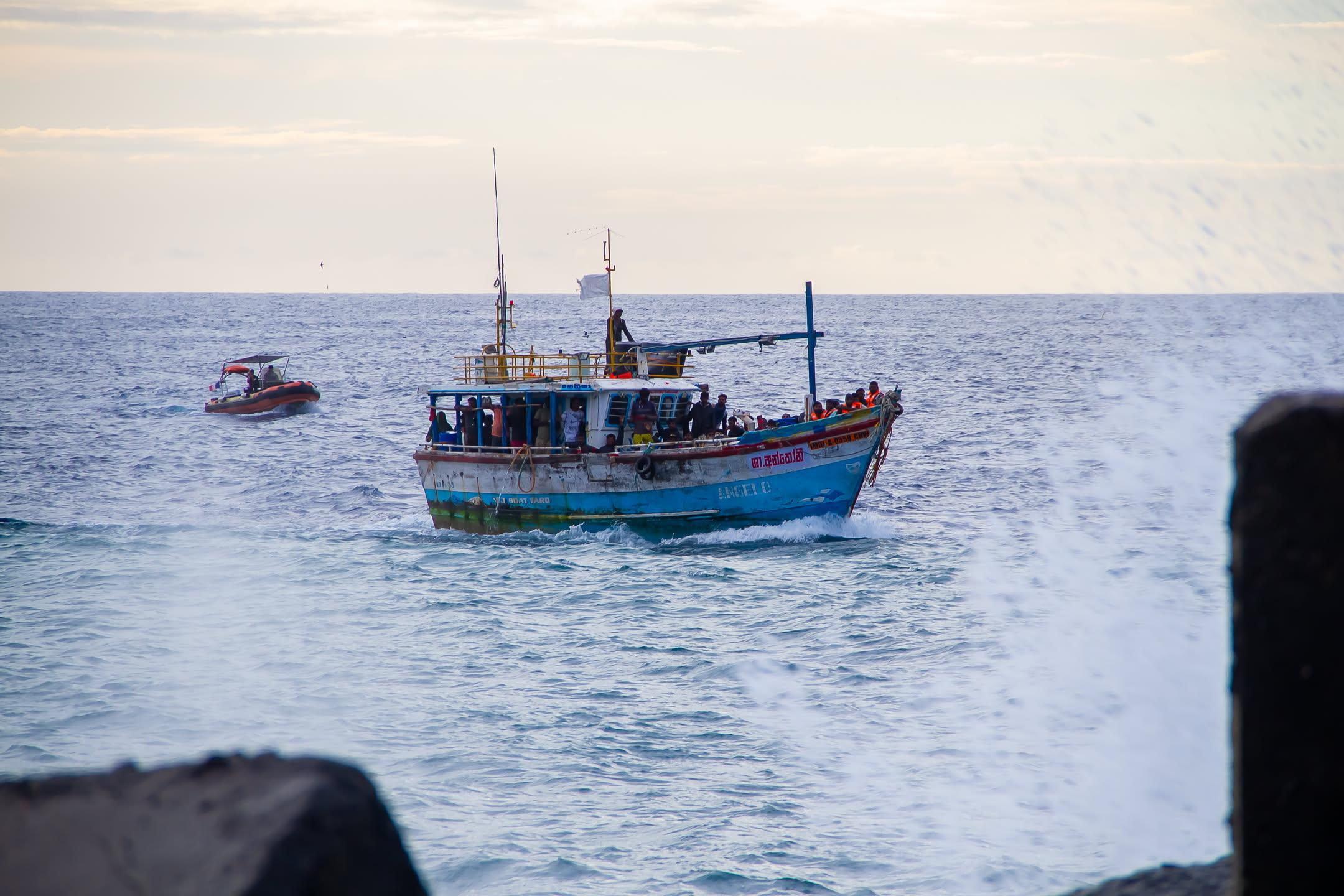 Mayotte : les pêcheurs accusent l’État de vouloir livrer leurs eaux à La Réunion Photo d'illustration – Mayotte : les pêcheurs accusent l'État de vouloir livrer leurs eaux à La Réunion